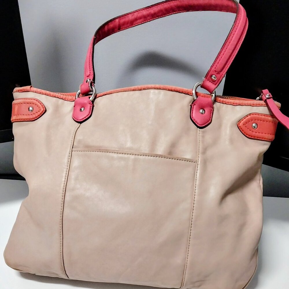Coach Daisy Leather Spectator Emma Shoulder Bag #23922 - Picture 2 of 10